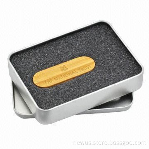 USB Flash Drives with Wooden Shell and Rotatable Cap, 256MB to 8GB Capacity, Plug-and-play Function